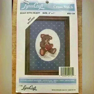 Vintage LynnCraft Bear With Heart Cross Stitch Kit #50-134 1989